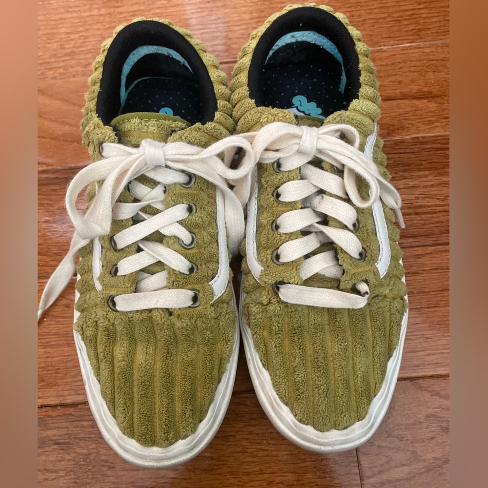 Vans ComfyCush Old Skool Corduroy Sneakers Green White Women’s 7 - Picture 3 of 9